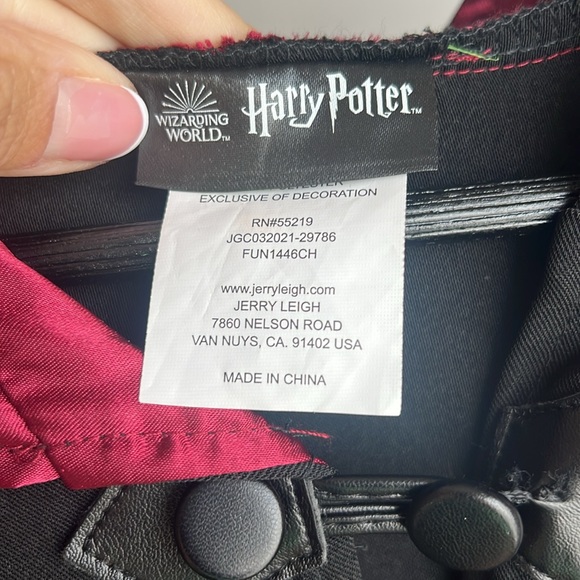 Harry Potter Gryffindor robe size Child M - Picture 5 of 6